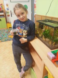 Poděkování Sárince za pořízení živé rostlinky do školkového akvária